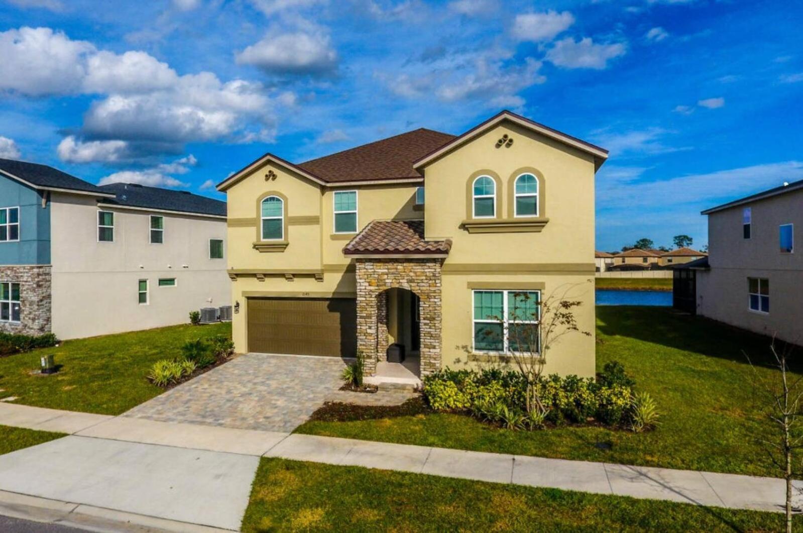 Amazing 09 Bedrooms At Solara Kissimmee