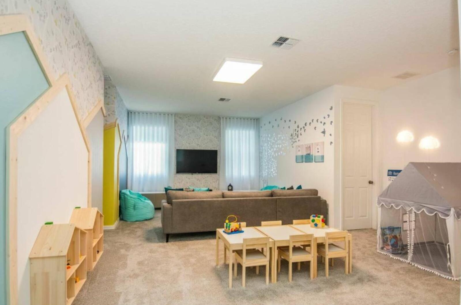 Amazing 09 Bedrooms At Solara Holiday home *